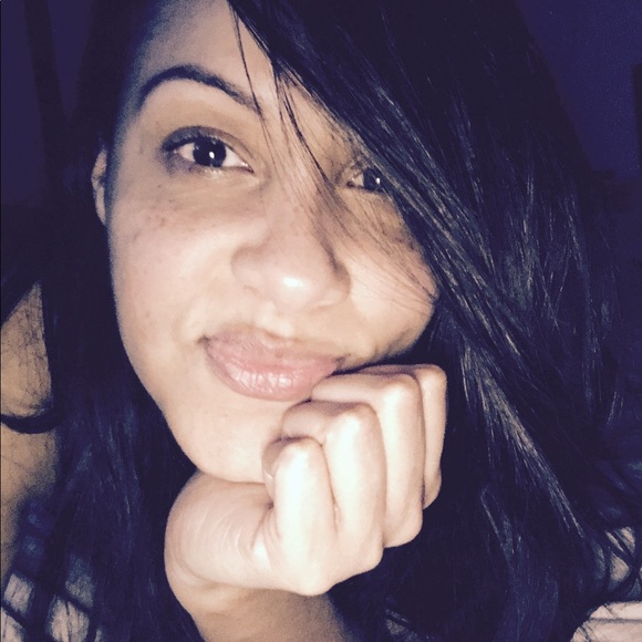 Meet your Posher, Nelly - Picture 1 of 1